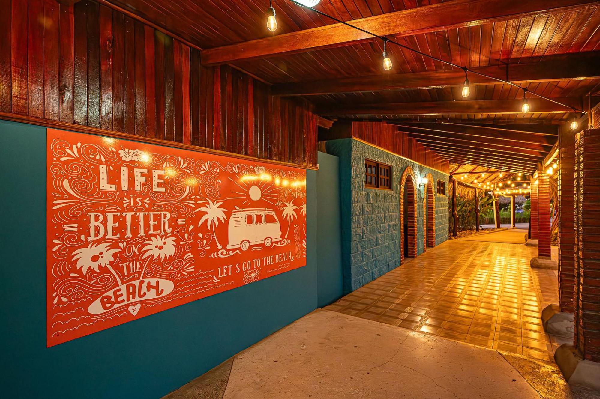 Beach Break Resort & Cr Surf Camp Jacó Exteriér fotografie